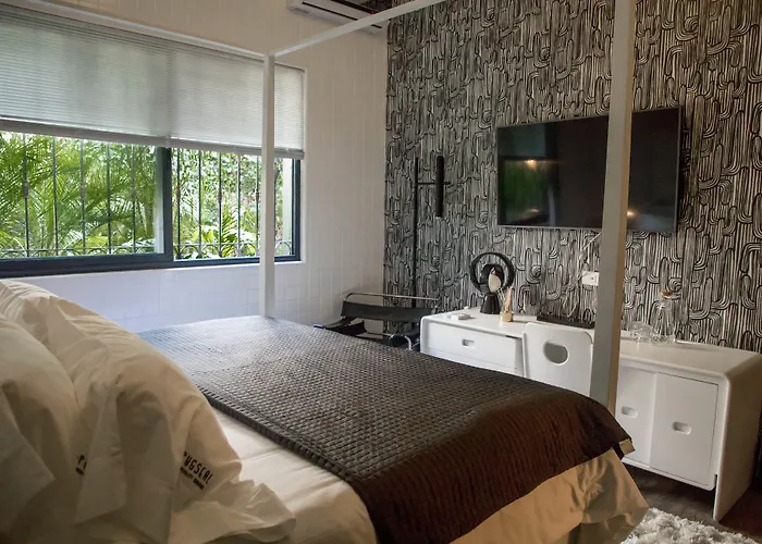 Pug Seal Polanco Anatole France Hotel 5*