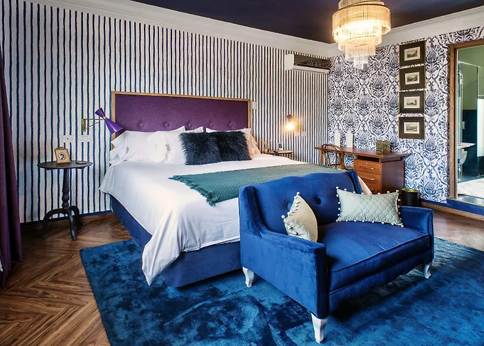 Pug Seal Polanco Anatole France 5*
